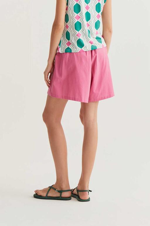 Short algodón rosa.