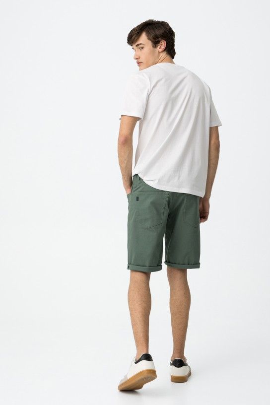 Bermuda slim verde