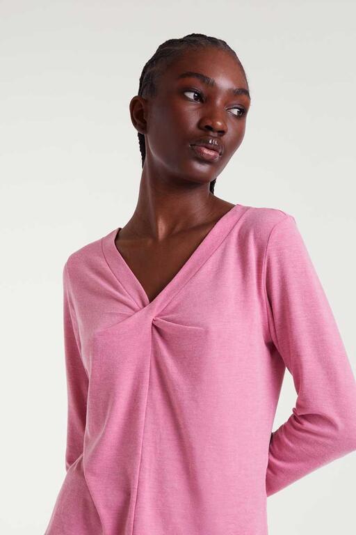 Top rosa anudado